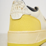 Sneakers uomo Medalist Super Vintage gialla AVLM LB02 AUTRY 