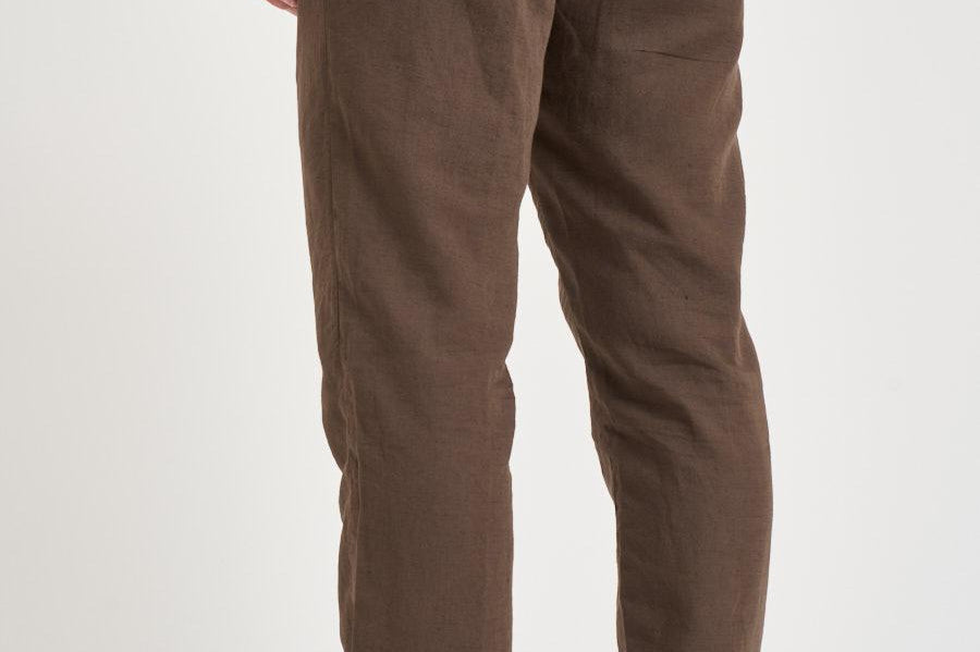 Pantalone uomo in lino marrone PG26 82 PERFECTION 