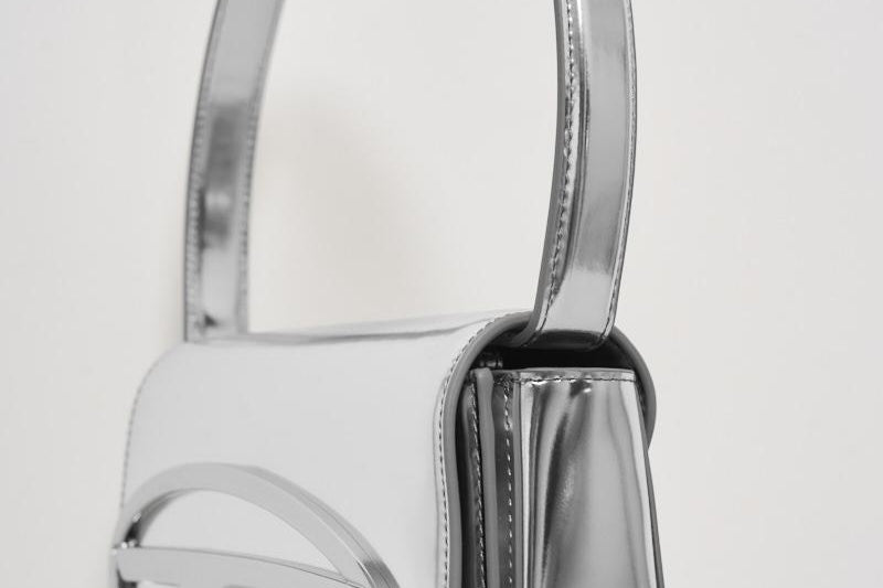 Borsa donna a spalla 1DR argento X08396 PS202H0535 DIESEL 