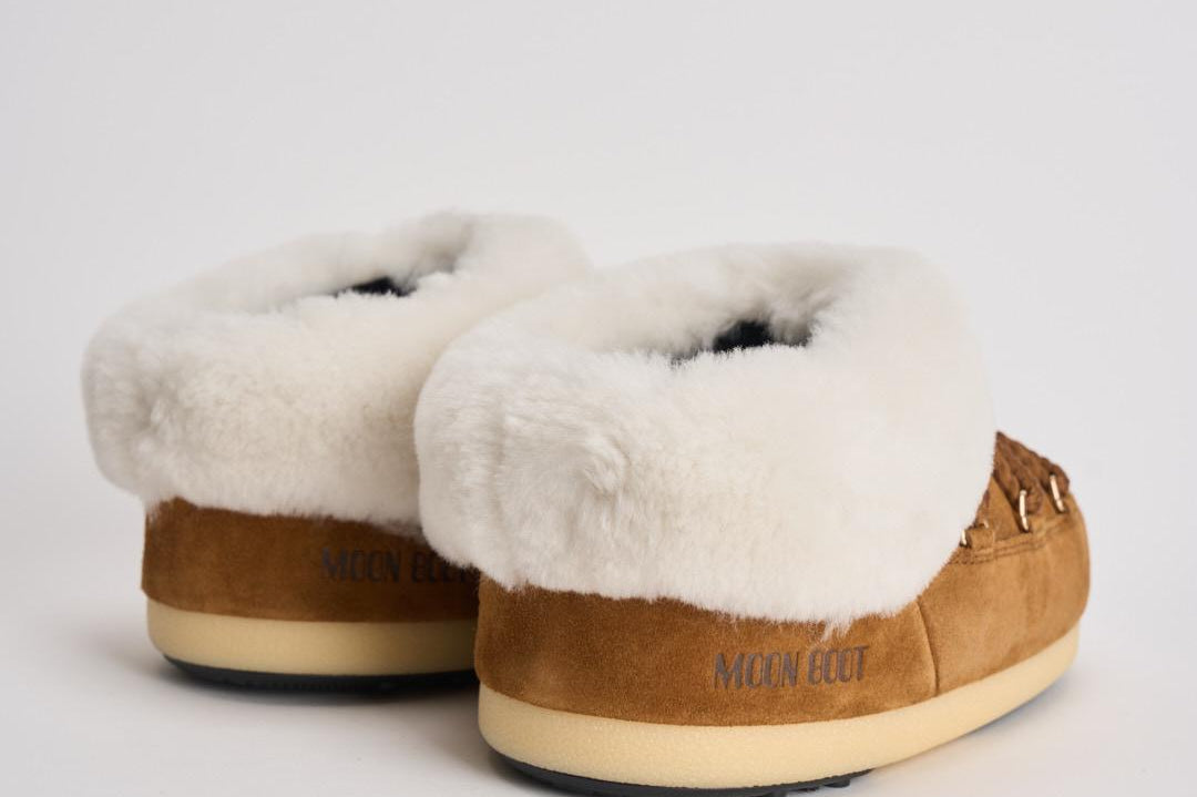 Stivale donna in pelle scamosciata marrone 1470090 ML06COGNACNATURAL MOON BOOT 