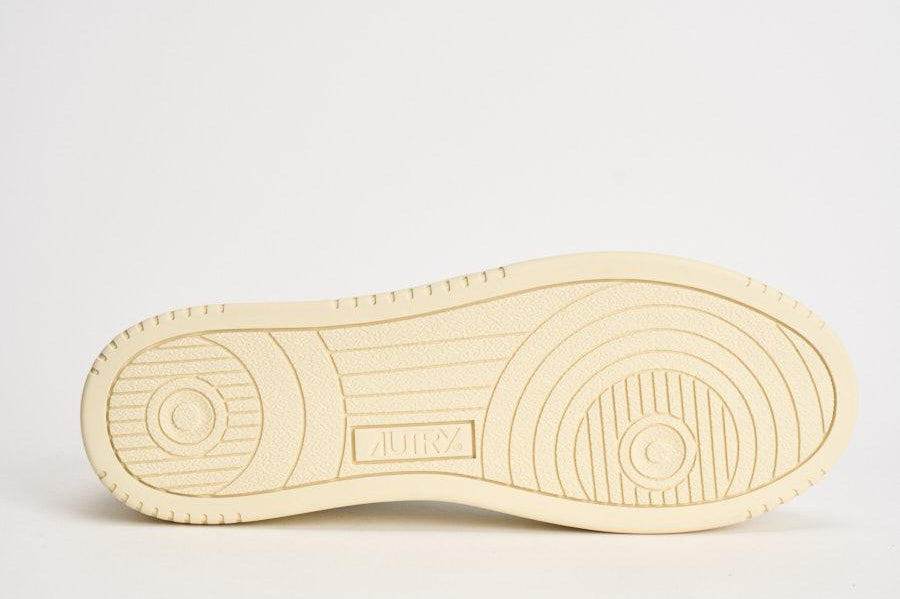 Sneakers uomo Medalist Low in suede bianca e panna AULM LS33 AUTRY 