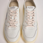 Sneakers uomo Medalist low bianca e arancione AULM LL26 AUTRY 