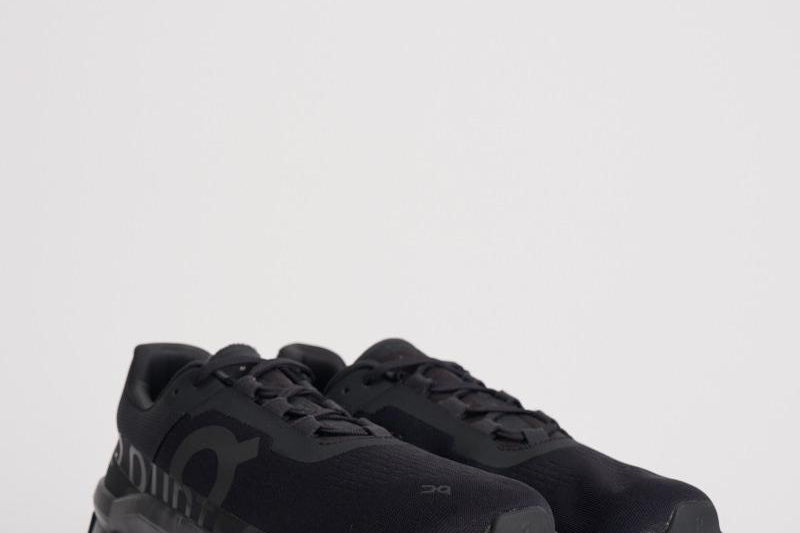 Sneakers On Cloudmonster uomo MONSTER ALL BLACK ON RUNNING 