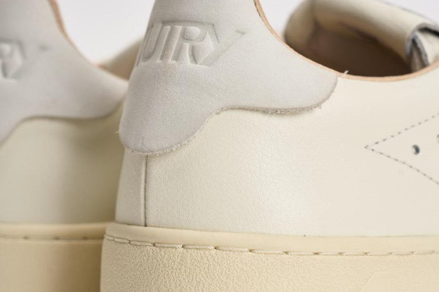 Sneakers uomo Dallas in pelle panna ADLM MR01 AUTRY 