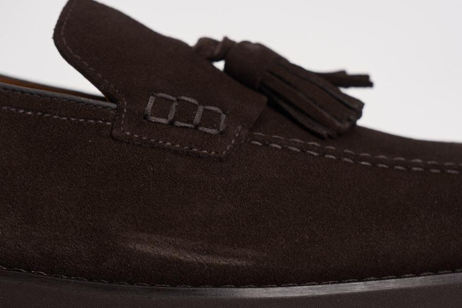 Mocassino uomo in suede marrone con nappine 3420 VISONEM23 DOUCAL'S 