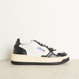 Sneakers uomo medalist low bicolor in pelle bianca e nera AULW WB01 AUTRY 