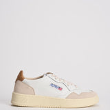 Sneakers uomo Medalist low in suede beige e caramello AULM LS02 AUTRY 