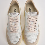 Sneakers donna Medalist low in suede e oro AULW LS75 AUTRY 