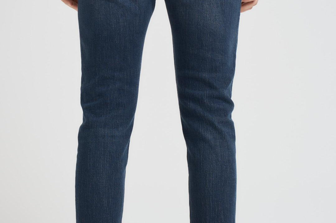 Jeans uomo D-Strukt in denim scuro A03562 0DBED01 DIESEL 