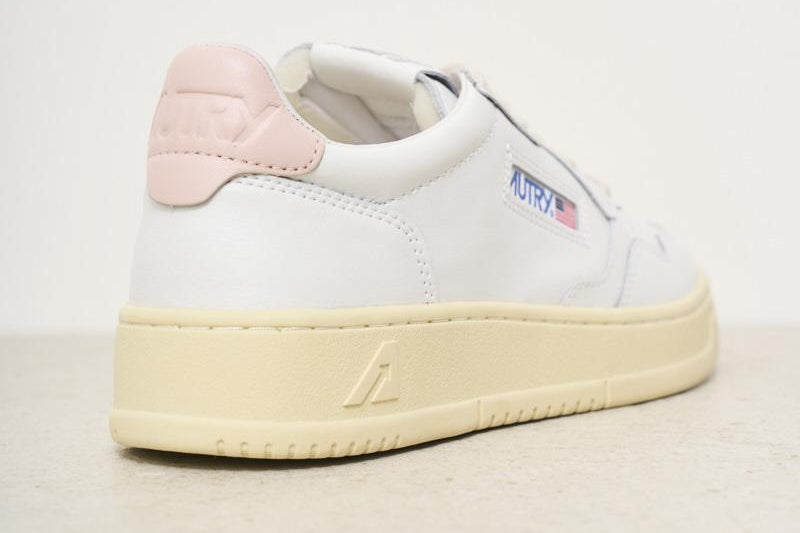 Sneakers donna medalist low AULW LL16 AUTRY 