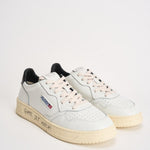 Sneakers uomo Medalist Low nera e bianca AULM ML02 AUTRY 