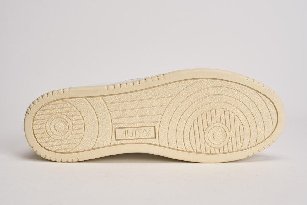 Sneakers uomo Medalist low in suede beige e bianca AULM LS33 AUTRY 