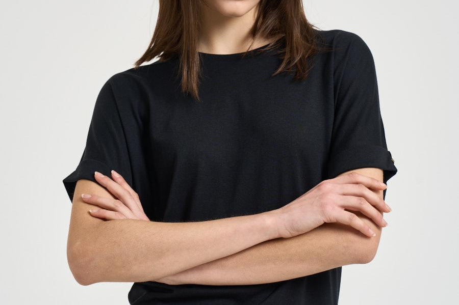 T-shirt donna girocollo nera JG000312D 520569300 HERNO 