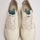 Sneakers uomo Medalist Low panna e verde AULM NE18 AUTRY 