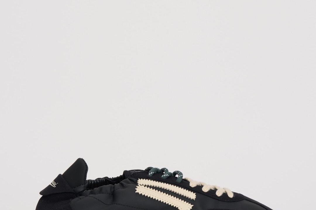 Sneakers donna Panther Stretch nera PU602P011 PHANTOM PURAAI 