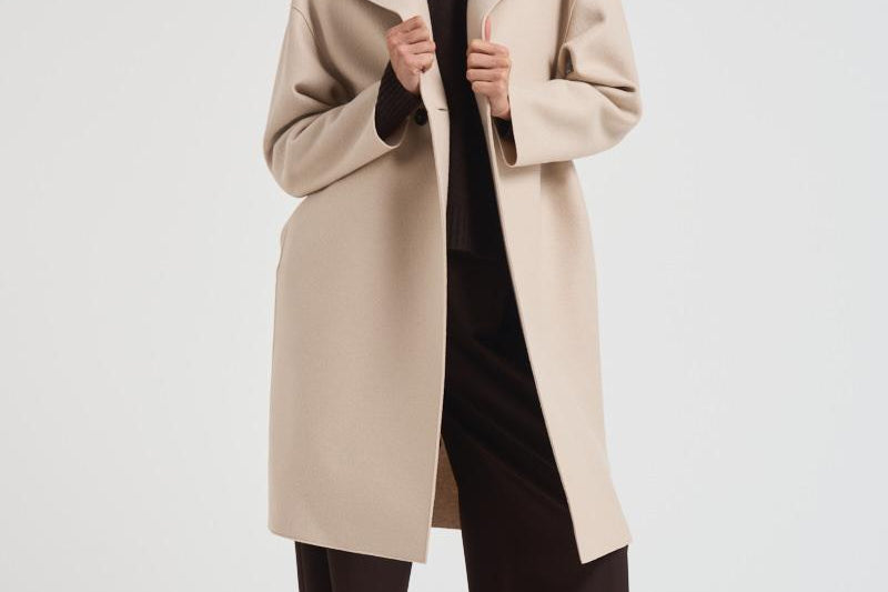 Cappotto donna doppiopetto panna AC1487 MLK120 HARRIS WHARF LONDON 