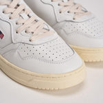 Sneakers uomo Medalist Low bianca e viola AULM LL08 AUTRY 