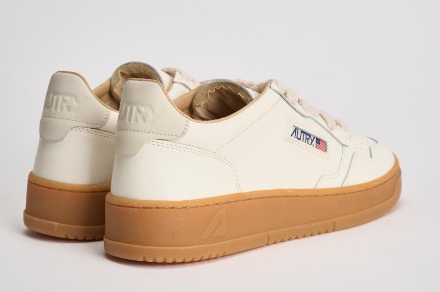 Sneakers uomo Medalist Low bianca e grigia AULM BD01 AUTRY 