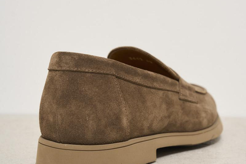 Mocassini uomo in suede marrone 3442 VISONECACAO DOUCAL'S 