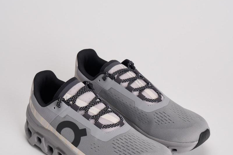 Sneakers uomo Monsteralloy grigie MONSTER ALLOY SILVER ON RUNNING 