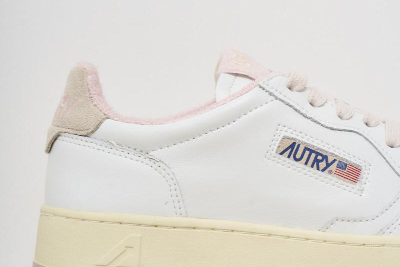 Sneakers donna Medalist bianca e rosa AULW VS07 AUTRY 