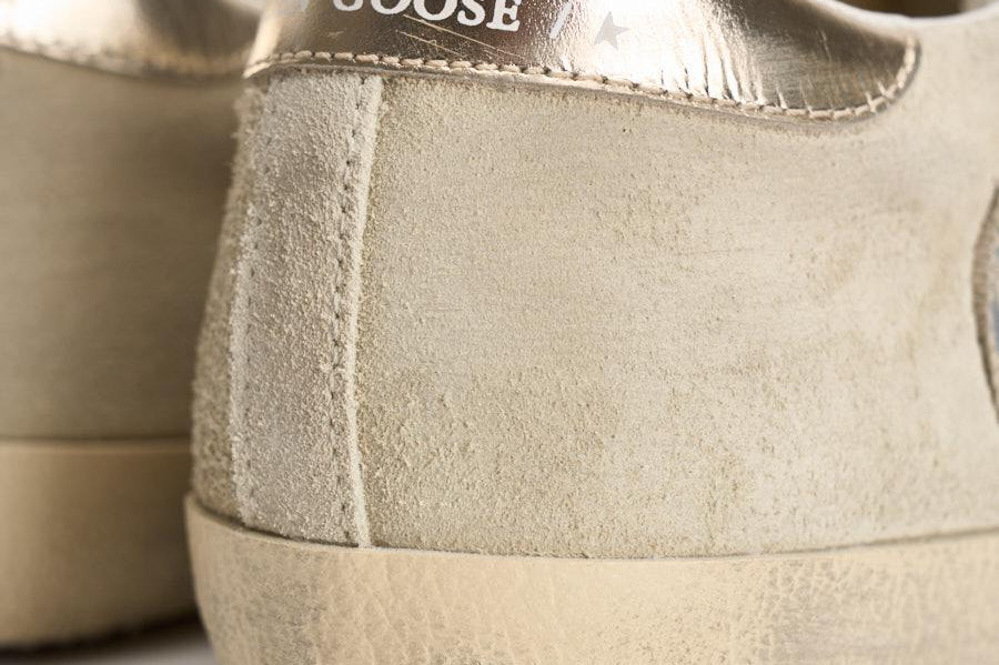 Sneakers donna Super Star grigio chiaro GWF00101 F00809415647 GOLDEN GOOSE 