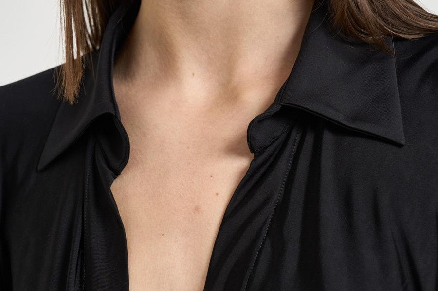 Abito donna corto nero con scollo profondo TM190107B BLACK THE ANDAMANE 