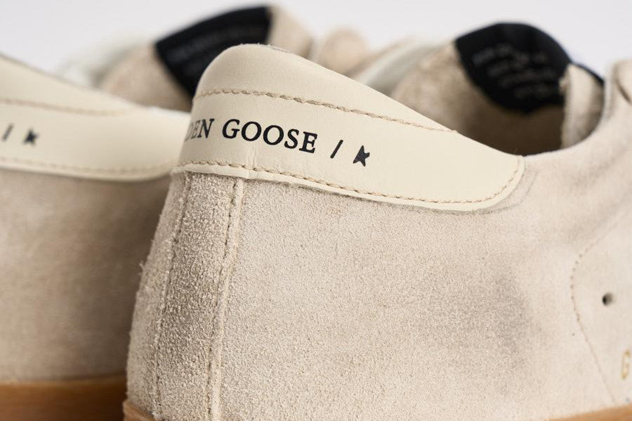 Sneakers donna Super-Star in suede panna GWF00101 F00720215751 GOLDEN GOOSE 