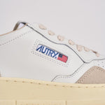 Sneakers uomo Medalist low in suede beige e blu AULM LS28 AUTRY 
