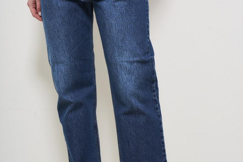 Jeans donna in denim scuro 352P551 07 CYCLE 