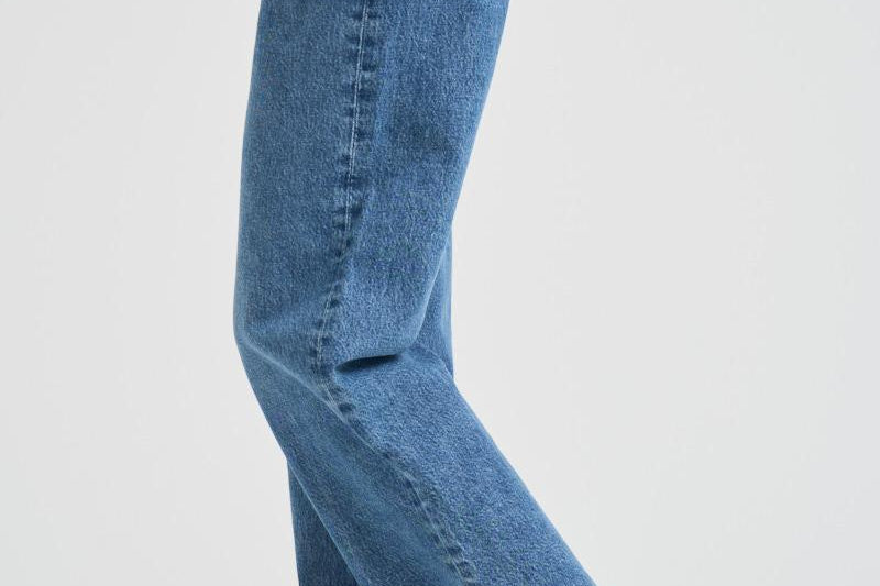 Jeans donna low rise in denim medio A260B 1371 AGOLDE 