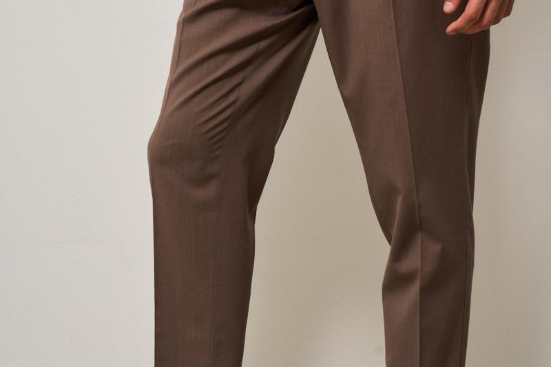 Pantalone uomo carrot fit marrone IRNO 257127 SANTANIELLO 