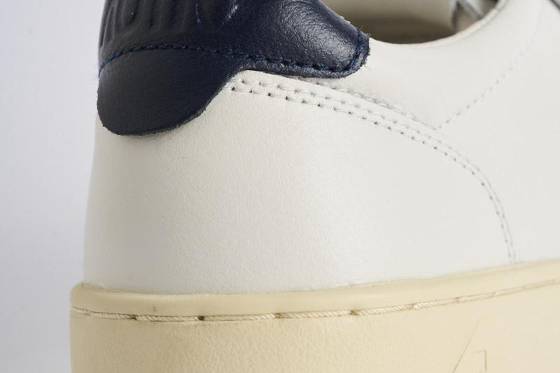 Sneakers uomo in pelle bianca con spoiler AULM LL12 AUTRY 