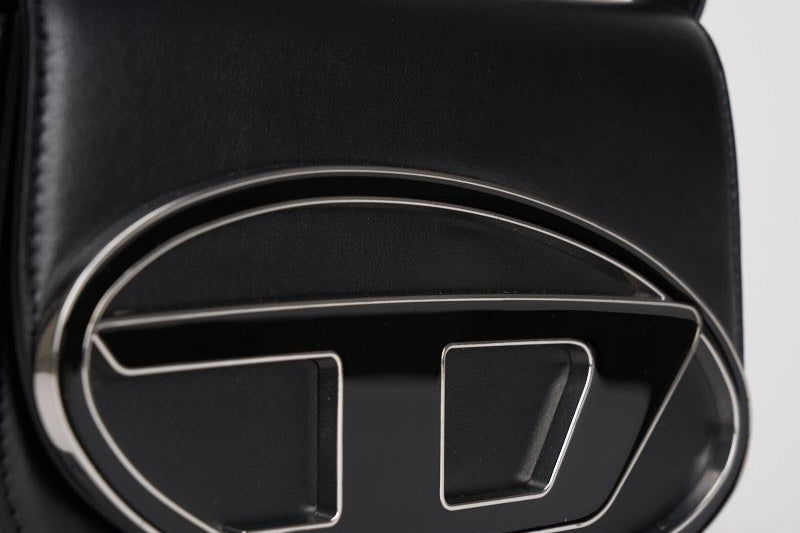 Borsa donna 1DR in pelle nera X08396 PR818T8013 DIESEL 