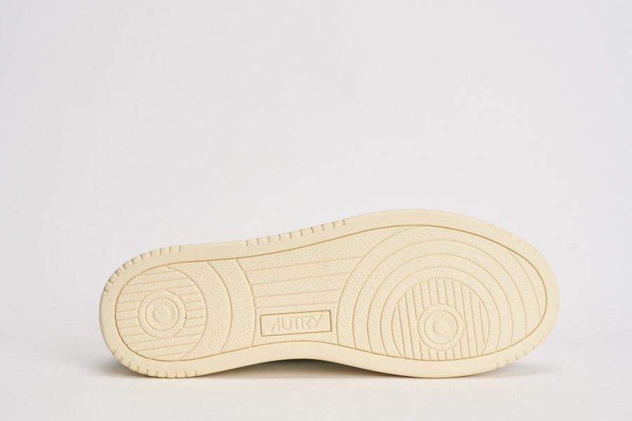 Sneakers uomo Medalist Low in suede bianca e marrone AULM FT19 AUTRY 
