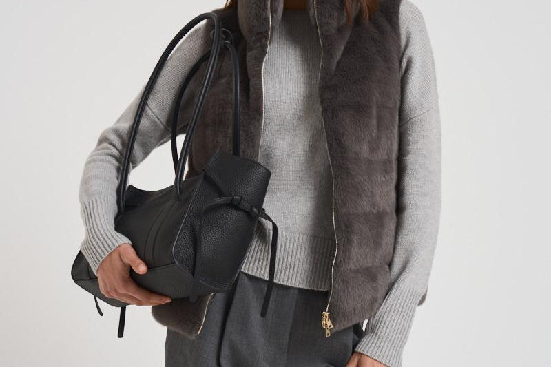 Piumino gilet eco fur donna PI002122D 9480 HERNO 