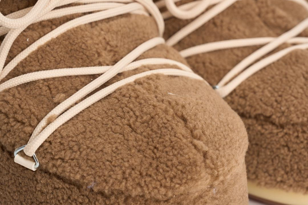 Stivale donna Icon Low in Teddy cammello 1409700 M047CAMEL MOON BOOT 