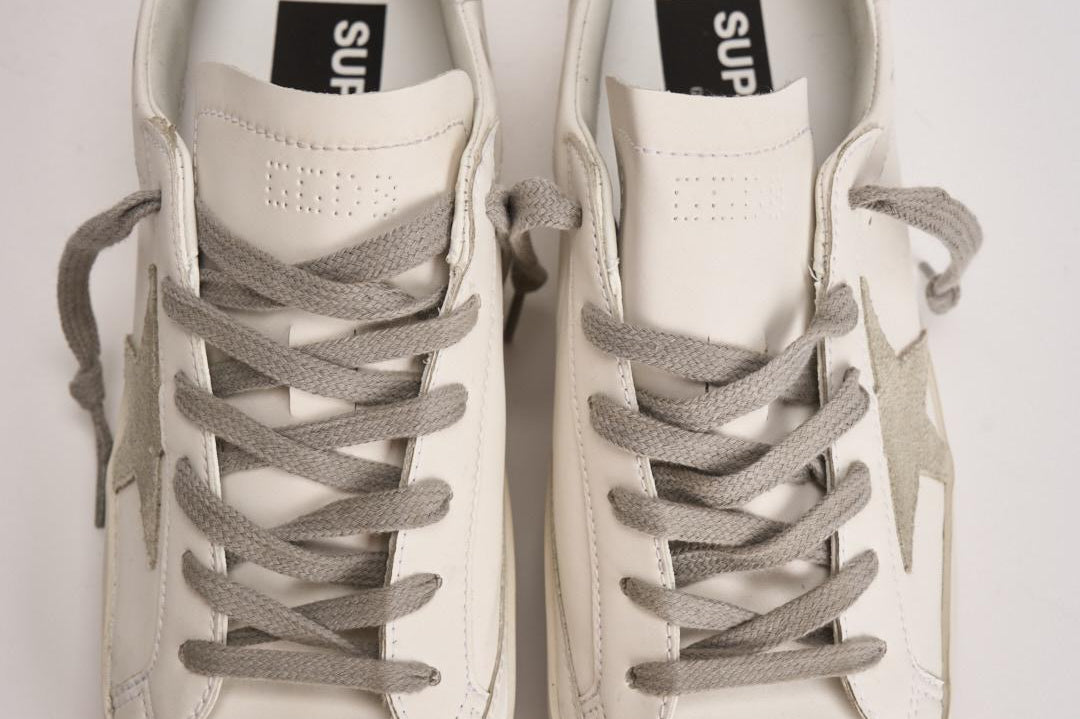 Sneakers donna Super Star bianca e grigia GWF00102 F00468510276 GOLDEN GOOSE 