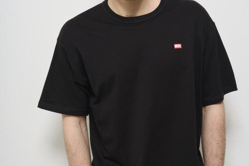 T-shirt uomo nera girocollo A16400 0QIAM9XX DIESEL 
