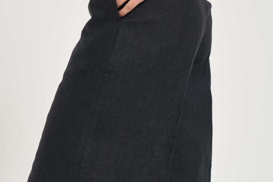 Bermuda donna in lino nero JOSEPHINE 10 BRIGLIA 