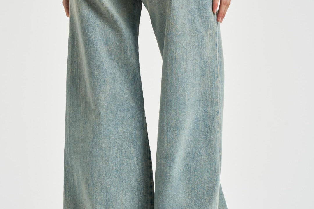 Jeans donna flare D-Akemi 1978 in denim celeste A03624 09N3301 DIESEL 