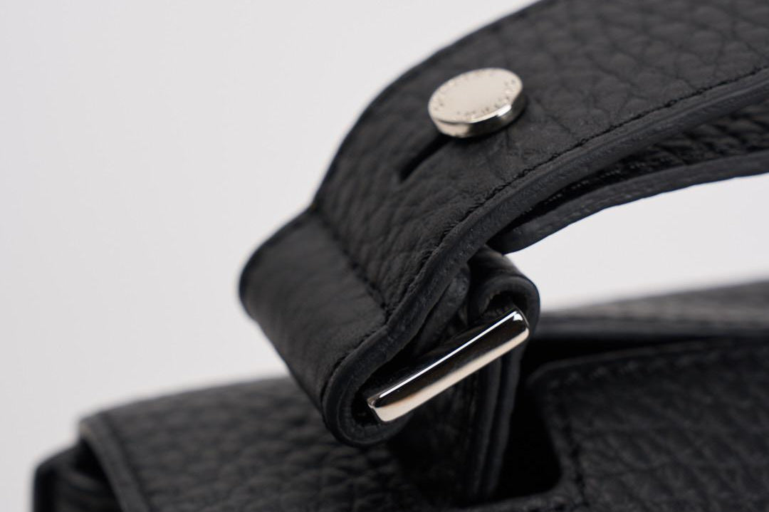 Borsa donna Sveva Soft Media a spalla in pelle con tracolla nera BT2006SOF NERO ORCIANI 