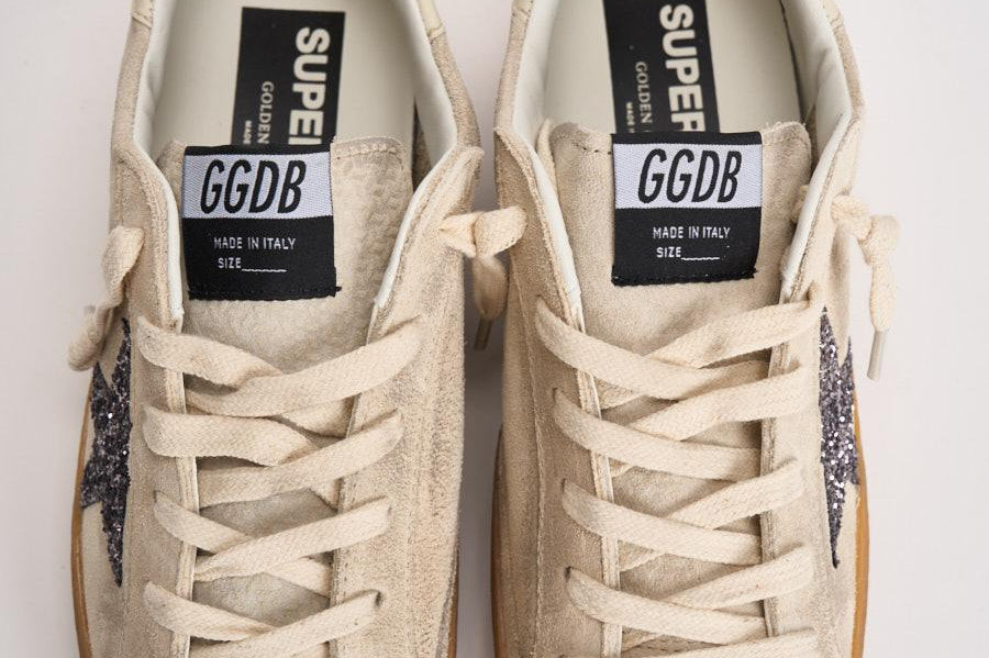Sneakers donna Super-Star in suede panna GWF00101 F00720215751 GOLDEN GOOSE 