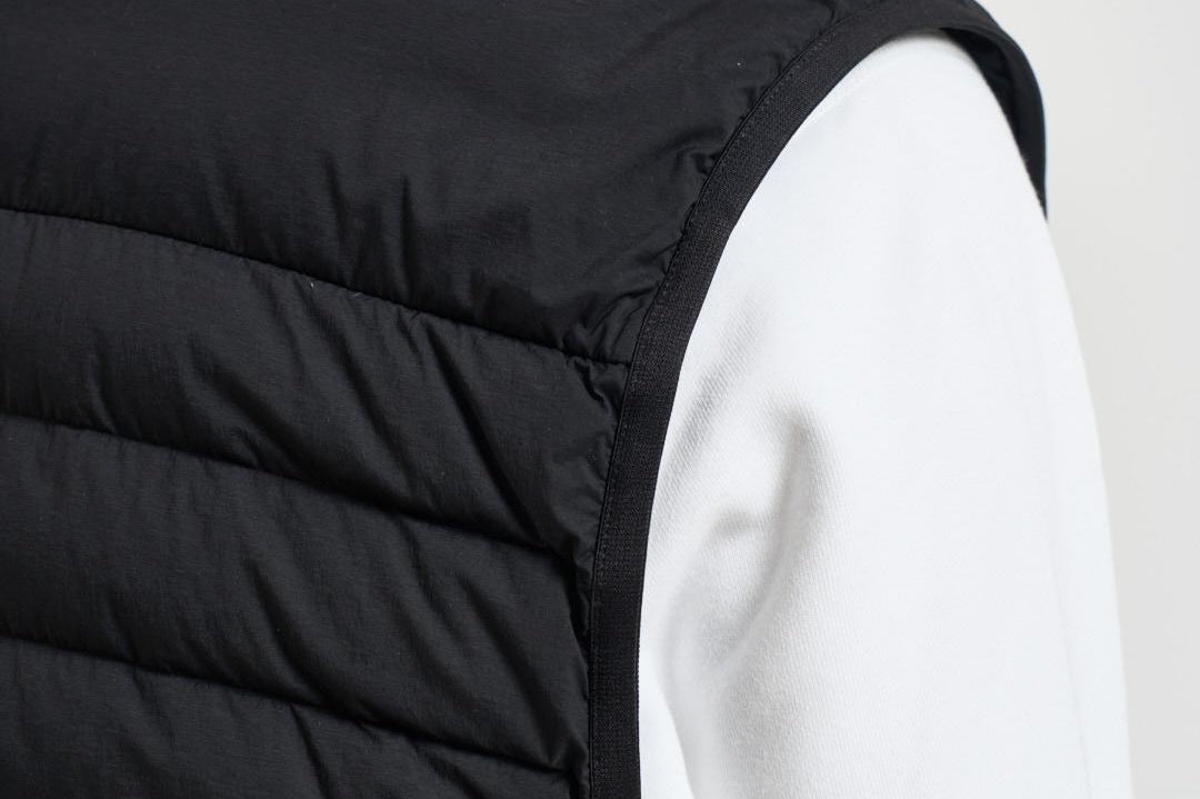 Gilet uomo con zip nero G100007 S0183V0029 STONE ISLAND 