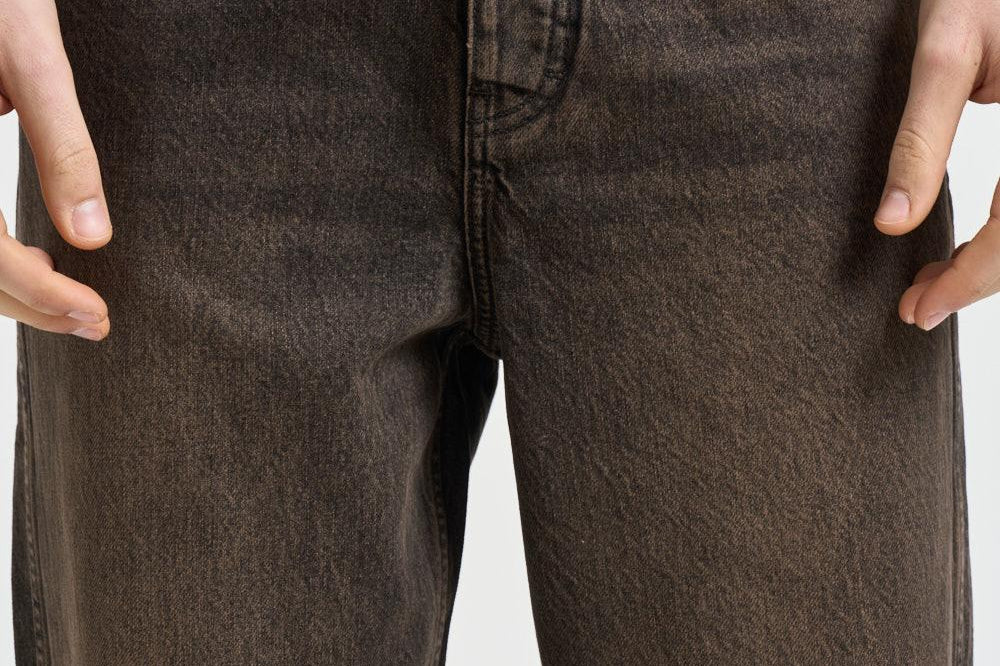 Jeans uomo in denim vissuto marrone 100499 16BARK REPRESENT 