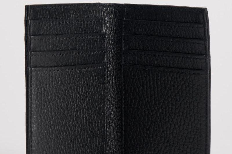 Portafoglio uomo nero con logo bianco EM003592 AF19355UC001 EMPORIO ARMANI 