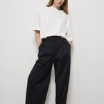 THE LATEST AXELT0194T0002