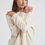 Maglione donna girocollo in cashmere panna AMELIE 755BLACN KUJTEN 
