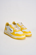 Sneakers uomo Medalist Low bianca e gialla AULM BH01 AUTRY 