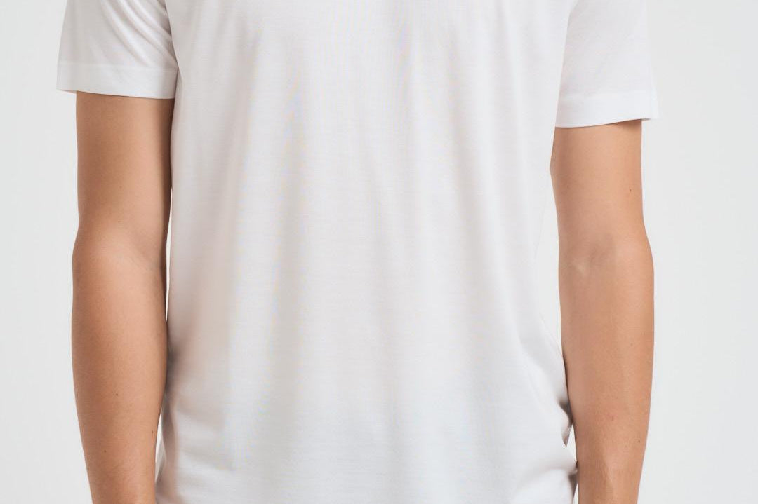 T-shirt uomo bianca con logo nero 8N1TD8 1JVZ0100 EMPORIO ARMANI 